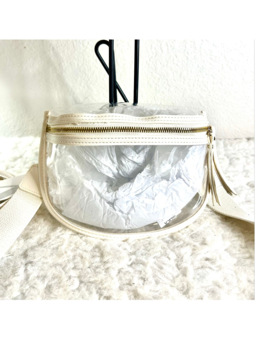 NWT Alyssa clear, stadium-approved crossbody or belt bag with cream trim